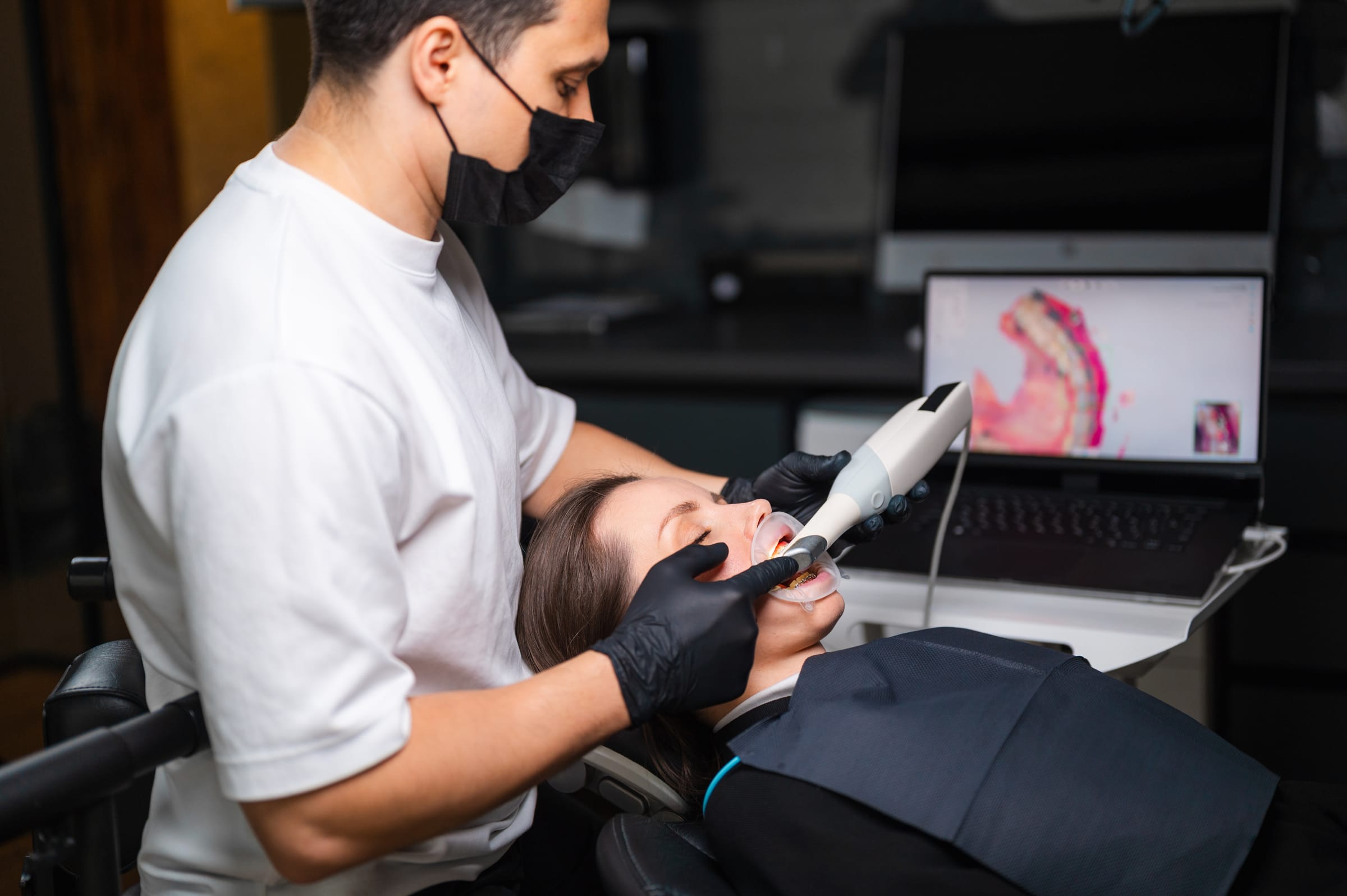 Computer-Guided Implant Planning at Upper Dental
